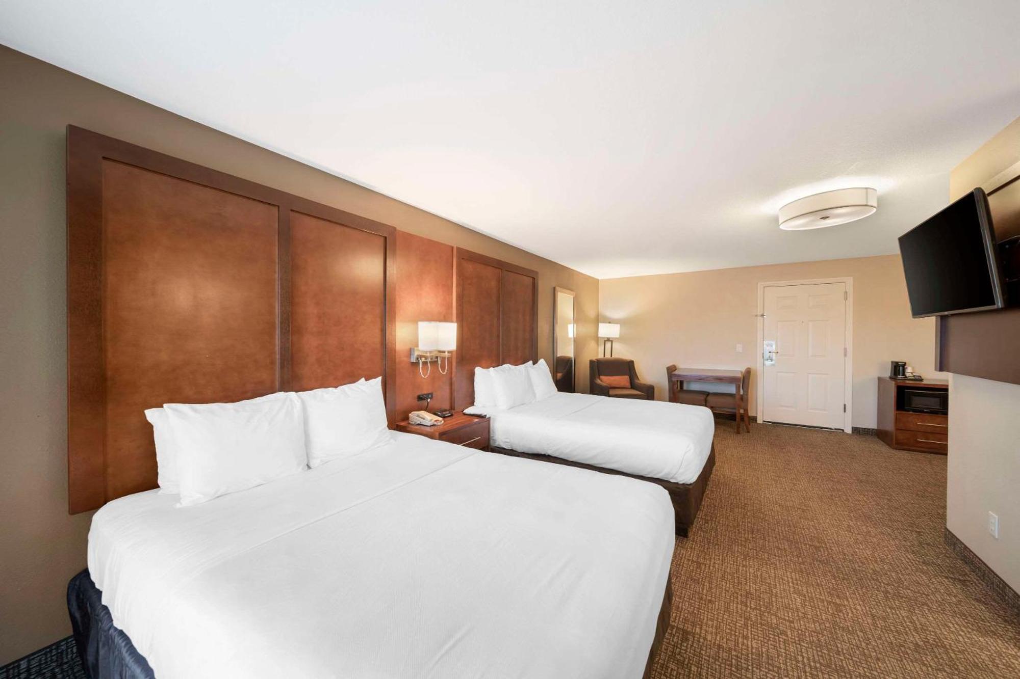 Comfort Suites Red Bluff Near I-5 Екстер'єр фото