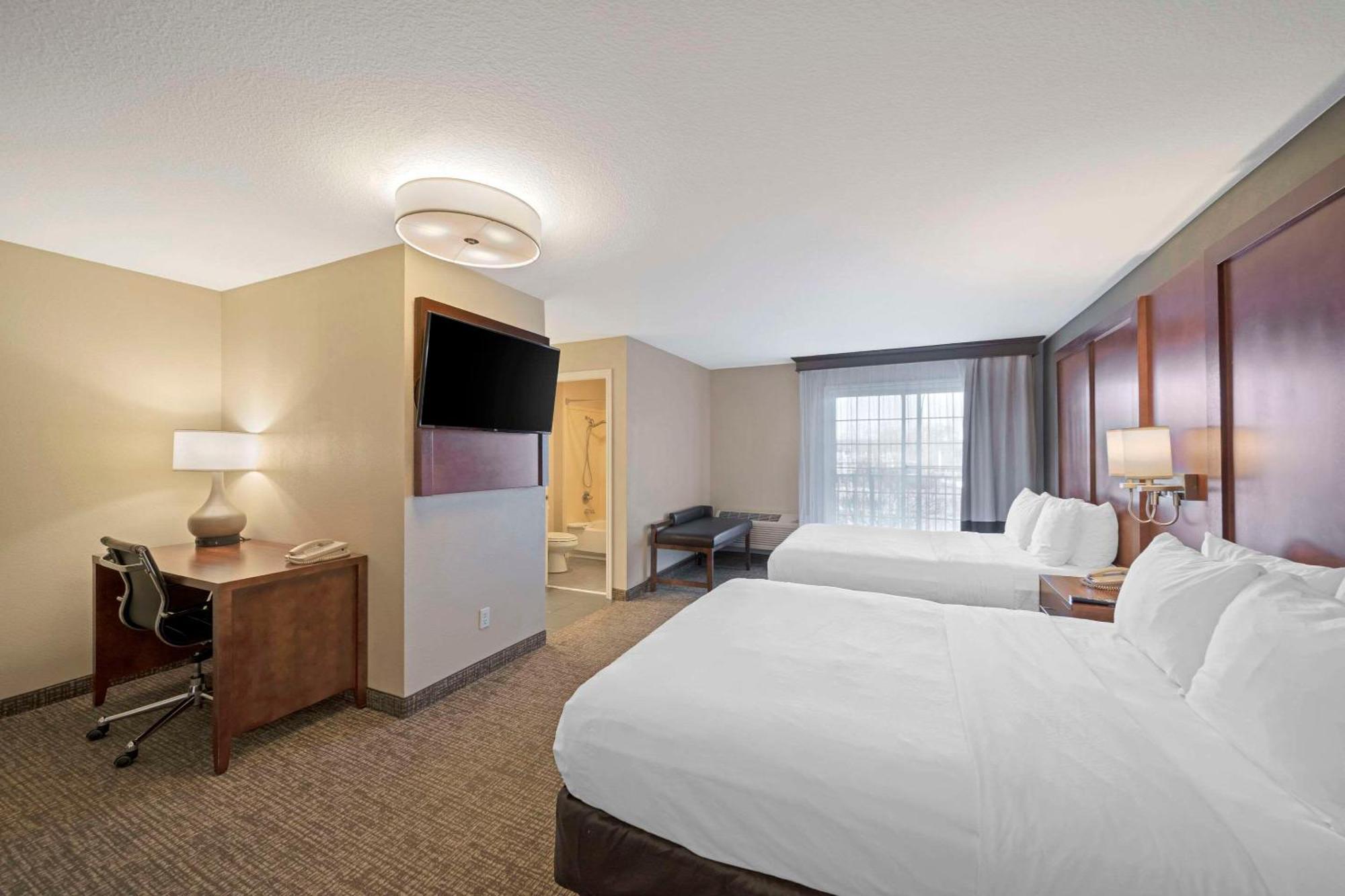 Comfort Suites Red Bluff Near I-5 Екстер'єр фото
