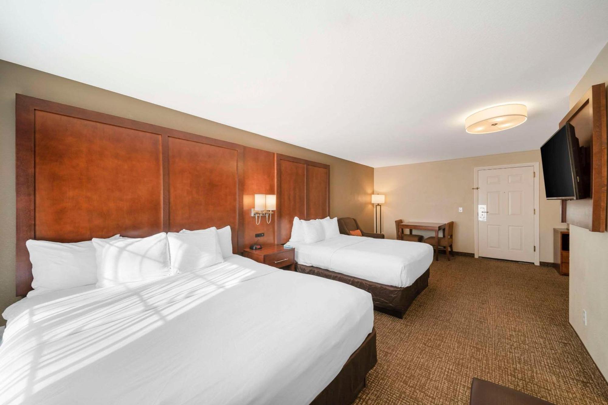 Comfort Suites Red Bluff Near I-5 Екстер'єр фото