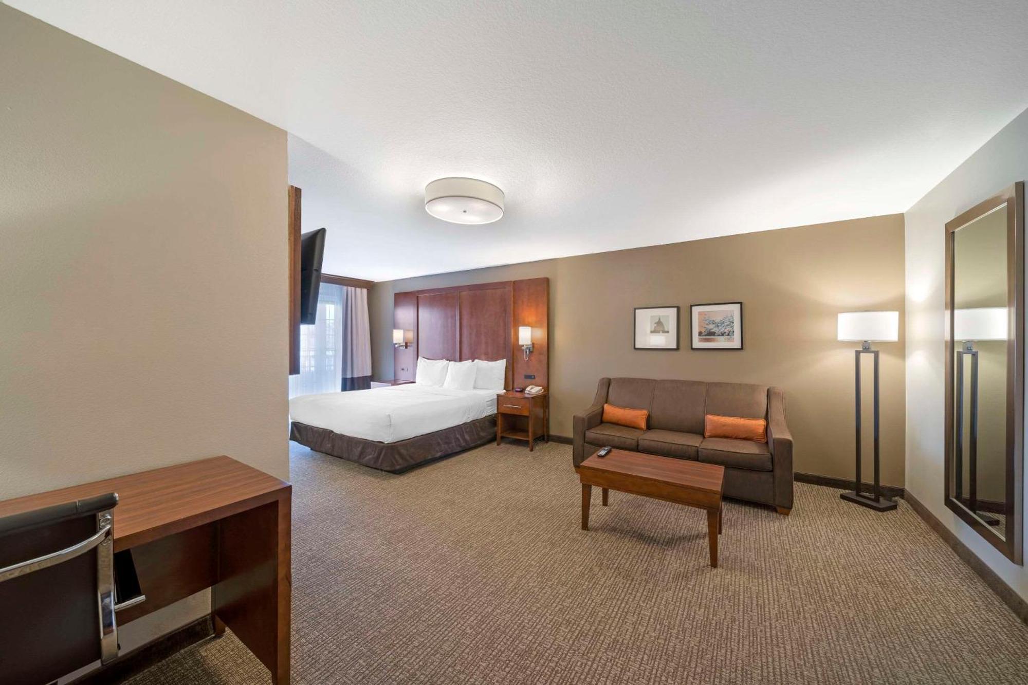Comfort Suites Red Bluff Near I-5 Екстер'єр фото