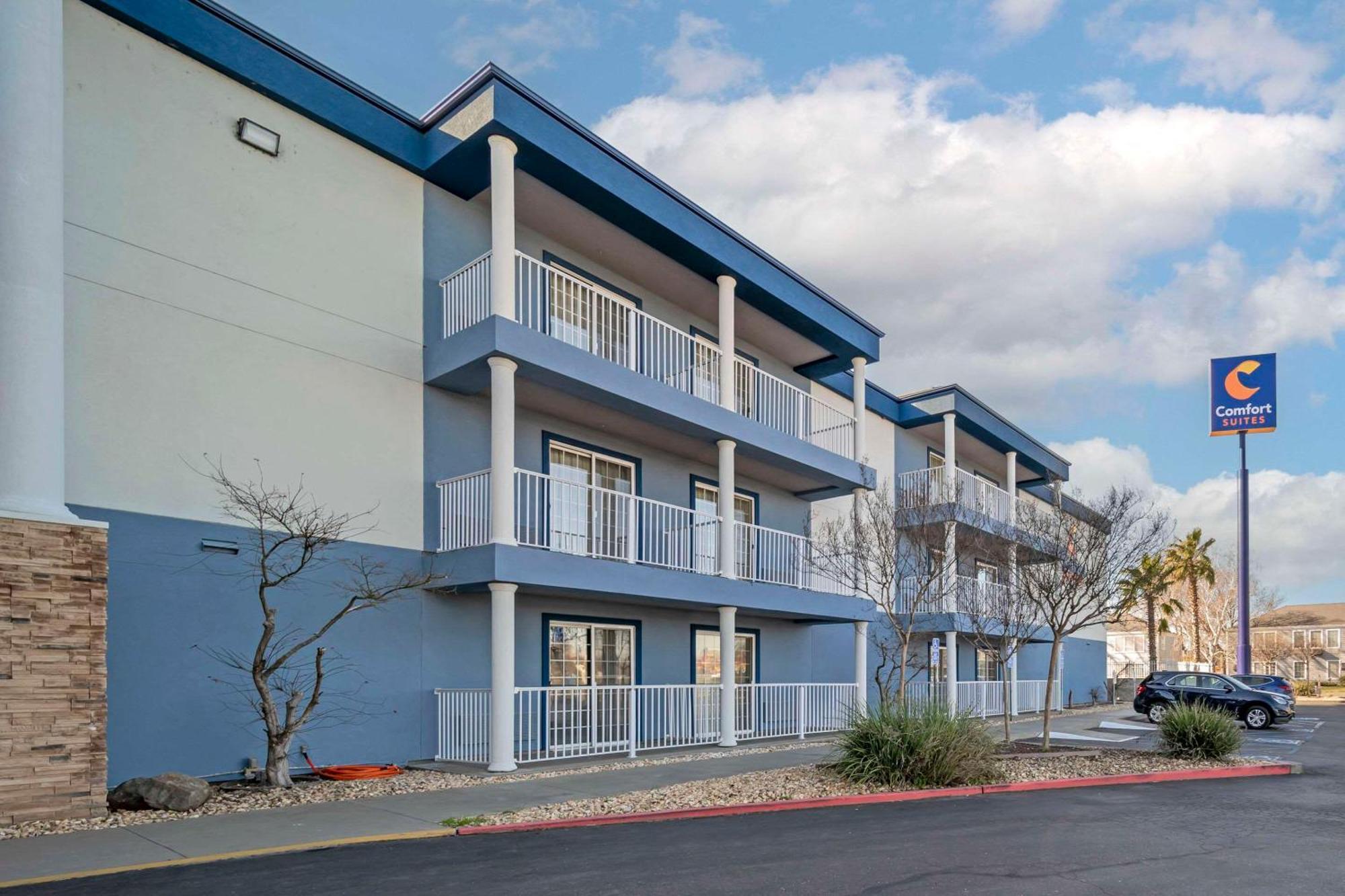 Comfort Suites Red Bluff Near I-5 Екстер'єр фото