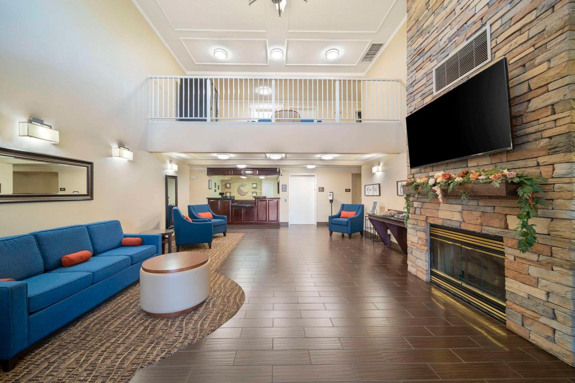 Comfort Suites Red Bluff Near I-5 Екстер'єр фото